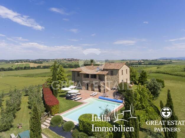 Bauernhaus zum Kauf 895.000 € 13 Zimmer 287 m² 5.000 m² Grundstück Marsciano 06055