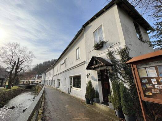 Haus zum Kauf 295.000 € 12 Zimmer 252 m² Gaming 3292