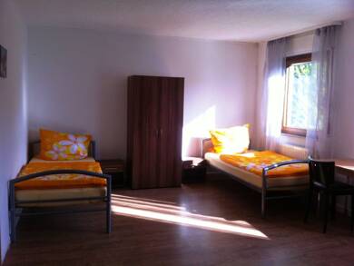 Wohnung zur Miete Wohnen auf Zeit 610 € 1 Zimmer 14,3 m² frei ab sofort Stuttgart-Rot 70437