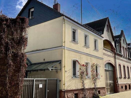 Einfamilienhaus zum Kauf 525.000 € 5,5 Zimmer 122 m² 307 m² Grundstück frei ab sofort Schierstein Wiesbaden 65201