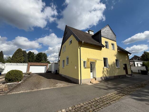 Doppelhaushälfte zum Kauf 289.000 € 4,5 Zimmer 84 m² 728 m² Grundstück Schultendorf Gladbeck 45966