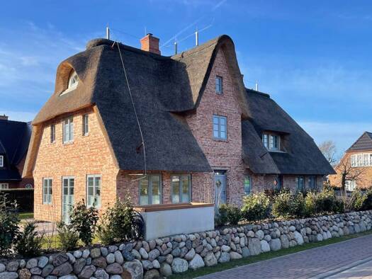 Doppelhaushälfte zum Kauf - Erstbezug 3.690.000 € 7 Zimmer 183 m² 395 m² Grundstück Wenningstedt Wenningstedt-Braderup (Sylt) 25996