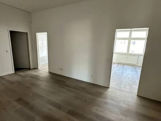 Wohnung zum Kauf provisionsfrei 144.000 € 3 Zimmer 104 m² frei ab sofort Herforder Straße 5- Innenstadt Bielefeld 33602