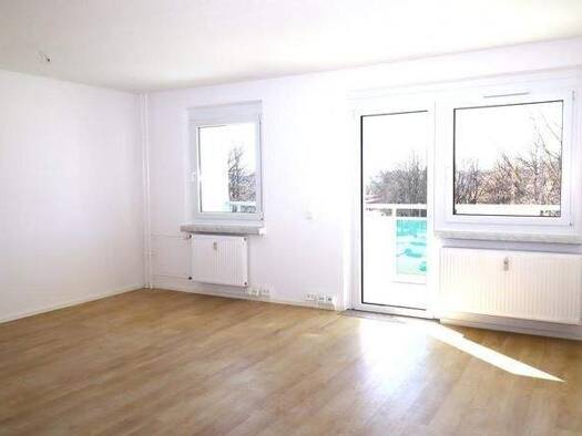 Wohnung zur Miete 540 € 3 Zimmer 90 m² 2. Geschoss frei ab 23.03.2026 Albert-Schweitzer-Straße 64 Altendorf Chemnitz 09116