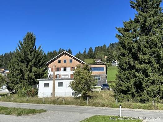 Haus zum Kauf 356 m² 2.555 m² Grundstück Doren 6933