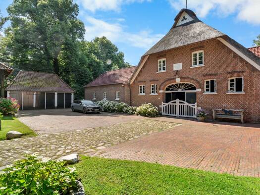 Bauernhaus zum Kauf 1.425.000 € 495,5 m² 34.299 m² Grundstück Loy Rastede 26180
