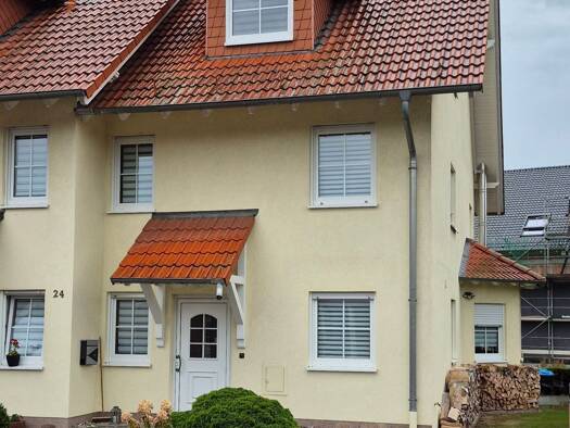Doppelhaushälfte zur Miete 1.600 € 6 Zimmer 138 m² frei ab 01.02.2026 Sandershausen Niestetal 34266