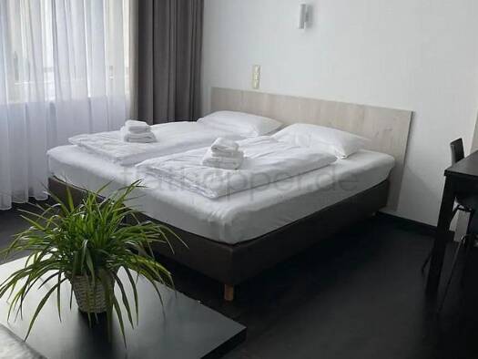 Wohnung zur Miete Wohnen auf Zeit 1.190 € 1 Zimmer 38 m² frei ab 01.06.2026 Prien Prien 83209