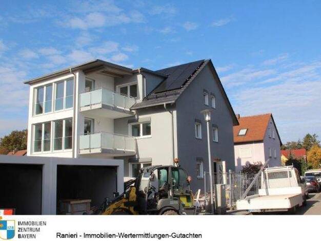 Wohnung zur Miete 1.300 € 3 Zimmer 104 m² 2. Geschoss frei ab 01.07.2026 Baumgartenstraße 3 Roßtal 90574