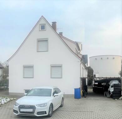 Mehrfamilienhaus zum Kauf 589.000 € 10 Zimmer 215 m² 606 m² Grundstück frei ab 01.08.2025 Nördlingen Nördlingen 86720