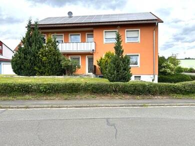 Mehrfamilienhaus zum Kauf 315.000 € 9 Zimmer 198 m² 793 m² Grundstück Geiselwind Geiselwind 96160