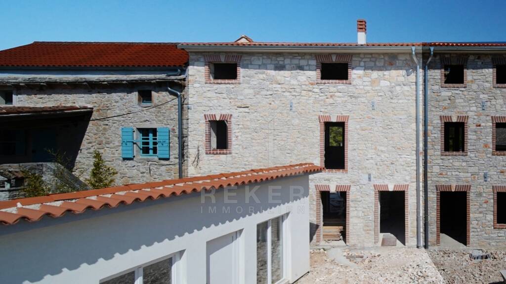 Reihenmittelhaus zum Kauf 7 Zimmer 163 m² 226 m² Grundstück Svetvincenat