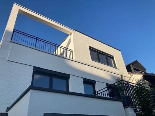 Wohnung zur Miete 940 € 2,5 Zimmer 94 m² Geschoss 1/3 frei ab 01.11.2025 Rehbühl Weiden in der Oberpfalz 92637