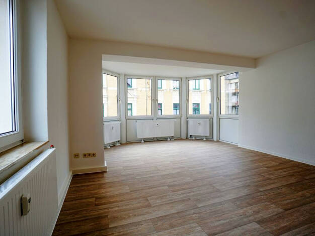 Wohnung zur Miete 313 € 3 Zimmer 65,5 m² 3. Geschoss Krausenstraße 31 Stadtmitte Plauen 08523