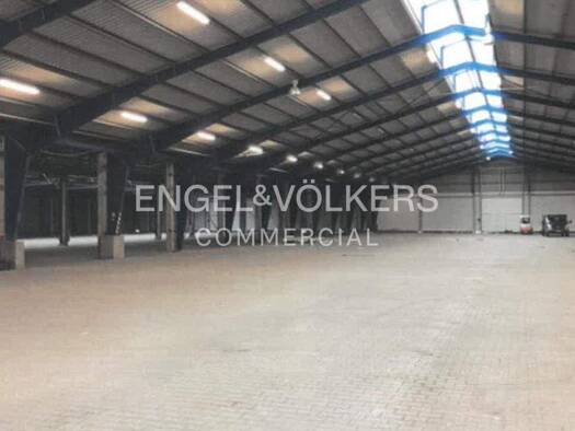 Halle/Industriefläche zur Miete 8.271 m² Lagerfläche teilbar ab 500 m² Oranienburg Oranienburg 16515