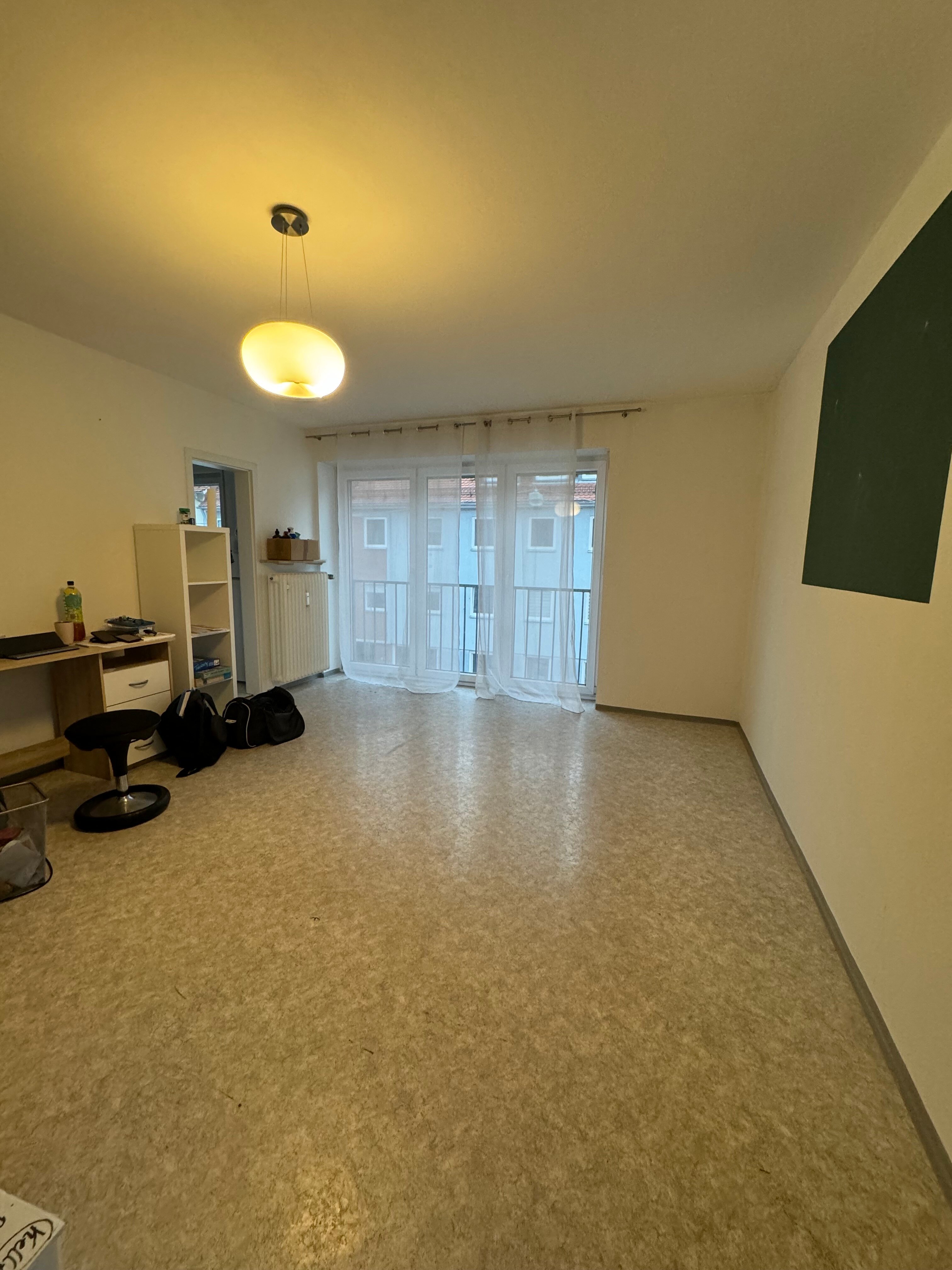 Wohnung zur Miete 350 € 1 Zimmer 30,1 m²<br/>Wohnfläche 2.<br/>Geschoss ab sofort<br/>Verfügbarkeit Wöhrd Nürnberg 90489