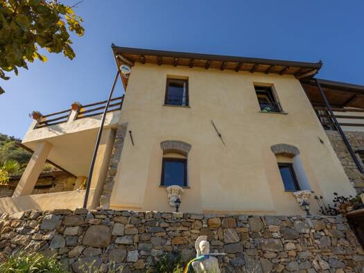 Einfamilienhaus zum Kauf 390.000 € 8 Zimmer Taggia 18018