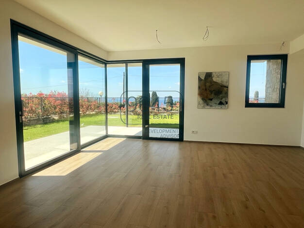 Villa zum Kauf 1.950.000 € 5 Zimmer 265 m² 300 m² Grundstück Lazise 37017