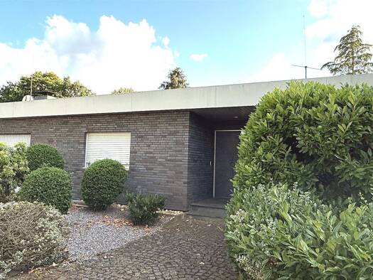 Bungalow zur Miete 2.300 € 6 Zimmer 250 m² 650 m² Grundstück frei ab sofort Langenbochum Herten 45701