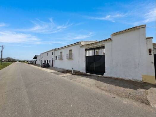 Villa zum Kauf 500.000 € 5 Zimmer 550 m² 19.305 m² Grundstück Antequera 29200