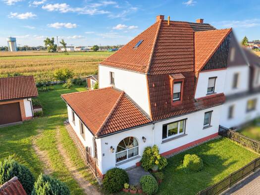 Einfamilienhaus zum Kauf 149.000 € 4 Zimmer 131,8 m² 702 m² Grundstück Gröditz Gröditz 01609