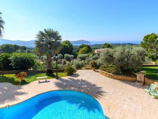 Einfamilienhaus zum Kauf 2.490.000 € 250 m² 5.090 m² Grundstück La Cadière-d'Azur 83740