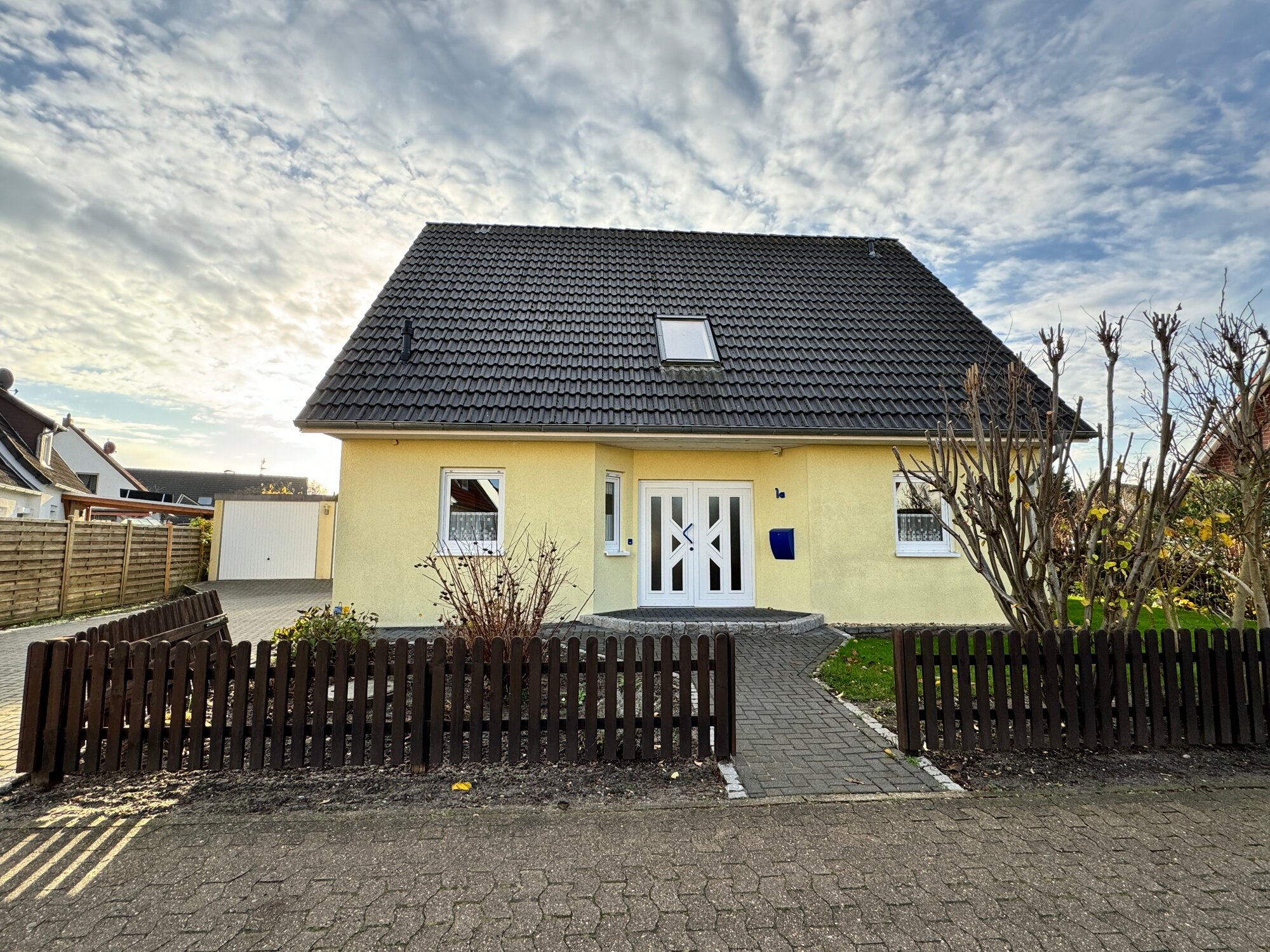 Einfamilienhaus zum Kauf 295.000 € 4 Zimmer 139 m²<br/>Wohnfläche 591 m²<br/>Grundstück Garßen Celle / Garßen 29229