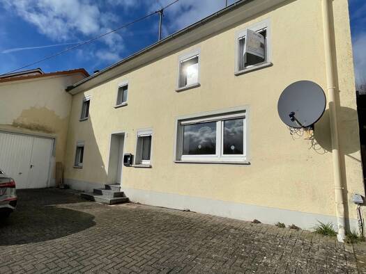 Einfamilienhaus zum Kauf 110.000 € 6 Zimmer 115 m² frei ab sofort Kirchstraße Wilsecker 54655