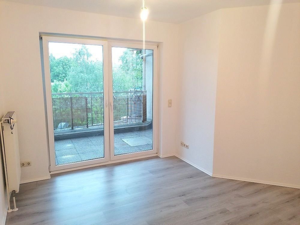 Wohnung zur Miete 238 € 2 Zimmer 40 m²<br/>Wohnfläche 2.<br/>Geschoss ab sofort<br/>Verfügbarkeit Sonnenberg 211 Chemnitz 09130