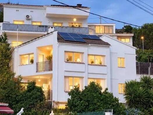 Chalet zum Kauf 850.000 € 6 Zimmer 337 m² Calle Pau Picasso Alella 08328
