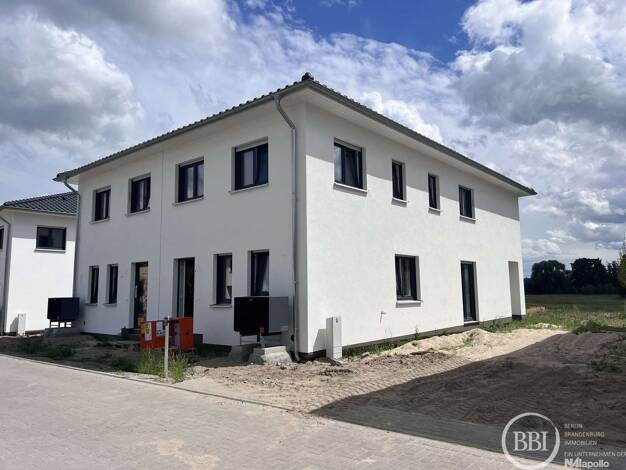Doppelhaushälfte zum Kauf - Erstbezug 660.000 € 5 Zimmer 141 m² 359 m² Grundstück Beelitz Beelitz 14547