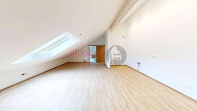 Wohnung zur Miete - Erstbezug 1.160 € 3 Zimmer 77,3 m² Dachgeschoss, 1. Geschoss frei ab sofort Amberg 86854