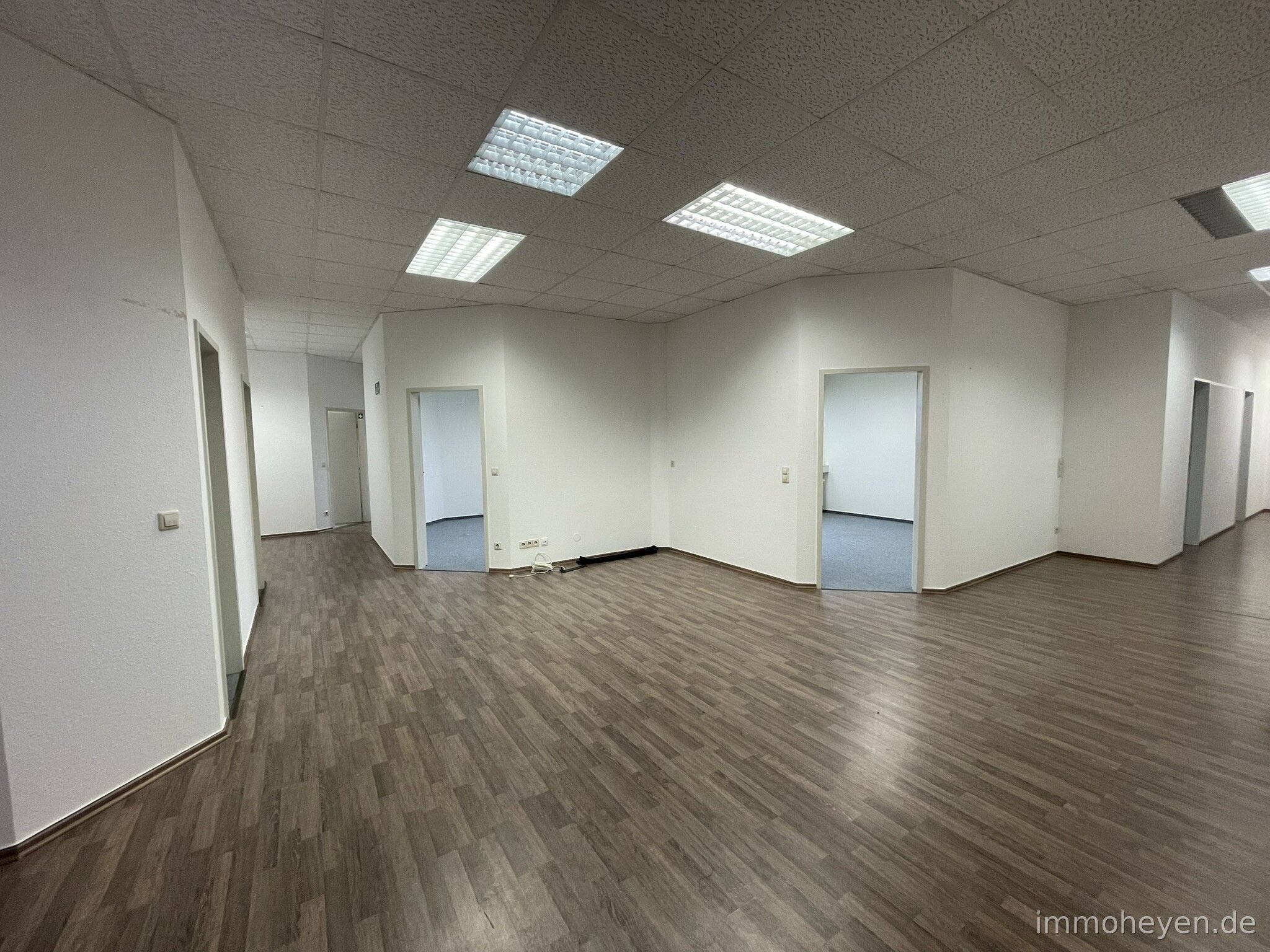 Praxis zur Miete 1.750 € 6 Zimmer 175 m²<br/>Bürofläche Wangen Wangen 88239