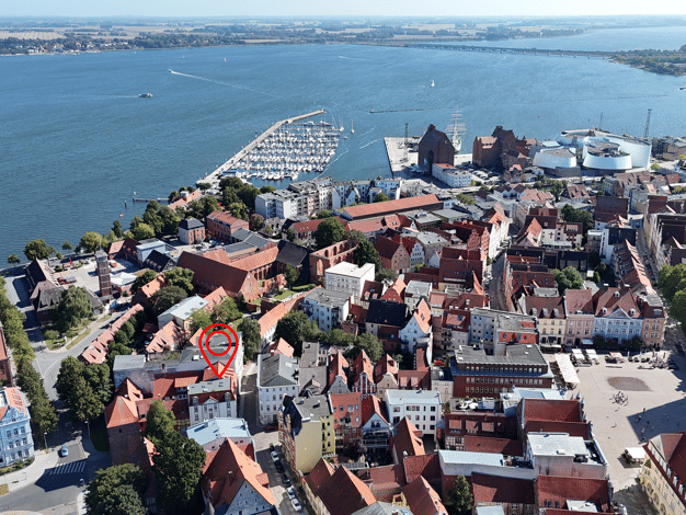 Mehrfamilienhaus zum Kauf 1.480.000 € 24 Zimmer 784 m² 368 m² Grundstück Altstadt Stralsund 18439