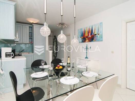 Wohnung zur Miete 1.150 € 3 Zimmer 80 m² Znjan Stobreč