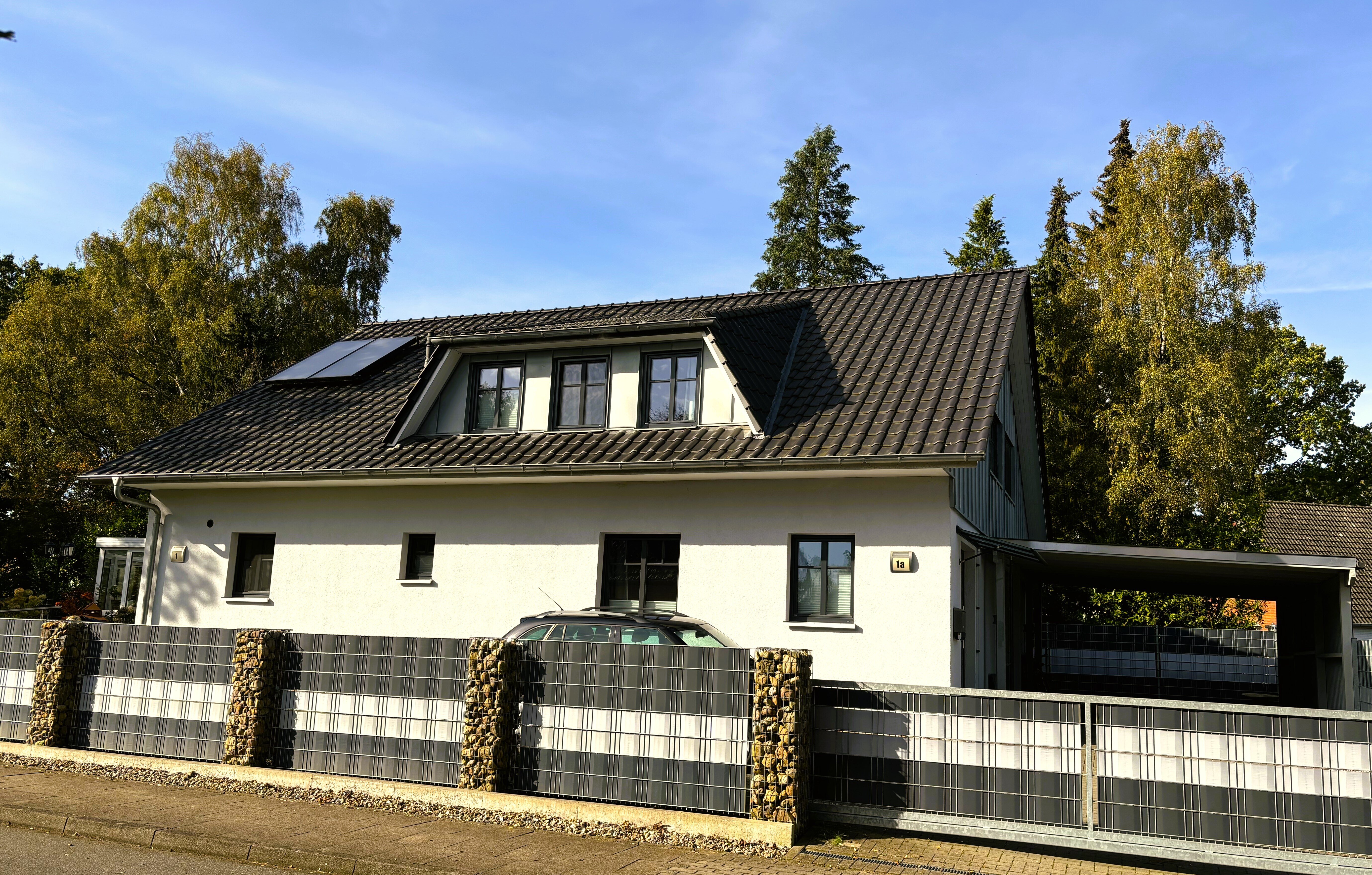 Mehrfamilienhaus zum Kauf 675.000 € 7 Zimmer 217 m²<br/>Wohnfläche 767 m²<br/>Grundstück Henstedt-Ulzburg 24558