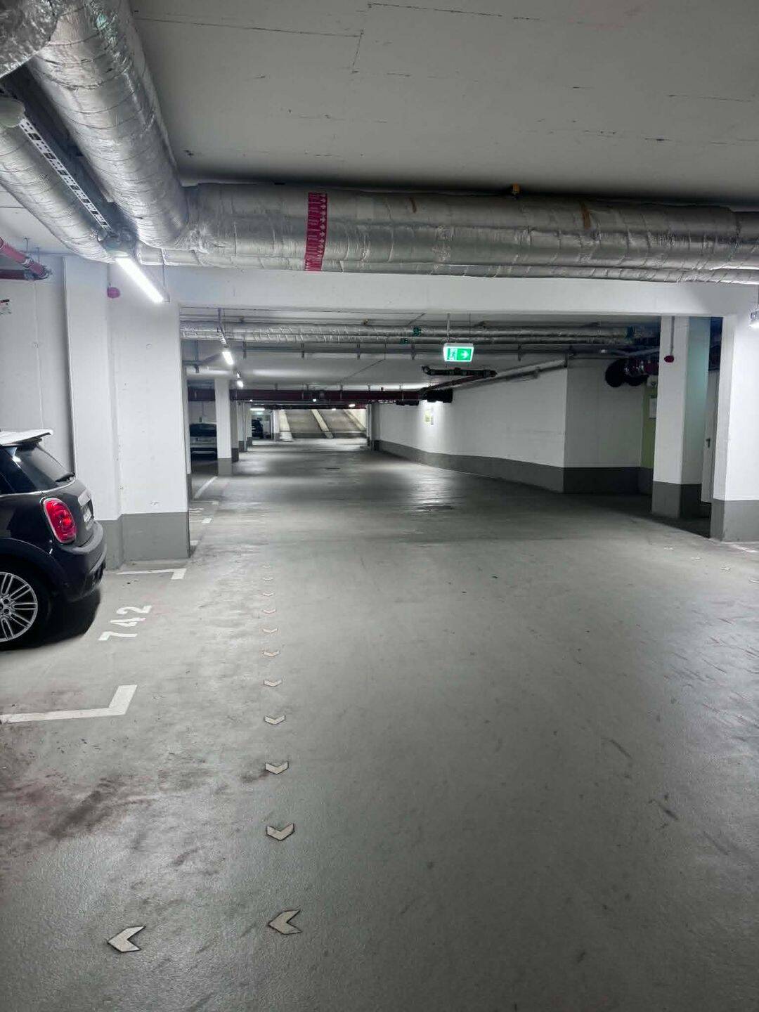 Tiefgarage zur Miete - Ansicht 2