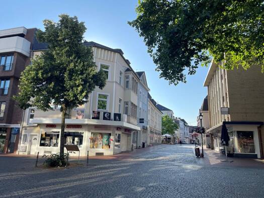 Wohn- und Geschäftshaus zur Miete 250 m² 102 m² Grundstück frei ab 01.01.2026 Neumarkt 3- Ecke Steinstraße Moers-Mitte Moers 47441