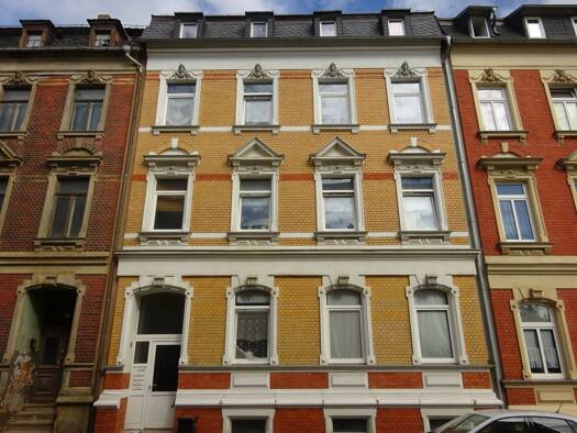Wohnung zur Miete 300 € 3 Zimmer 70,4 m² 2. Geschoss frei ab sofort Parkstraße 6 Haselbrunn Plauen 08525