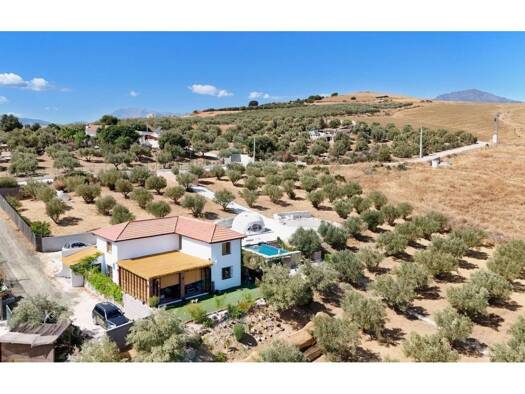 Chalet zum Kauf 400.000 € 2 Zimmer 172 m² 6.359 m² Grundstück Coín 29100