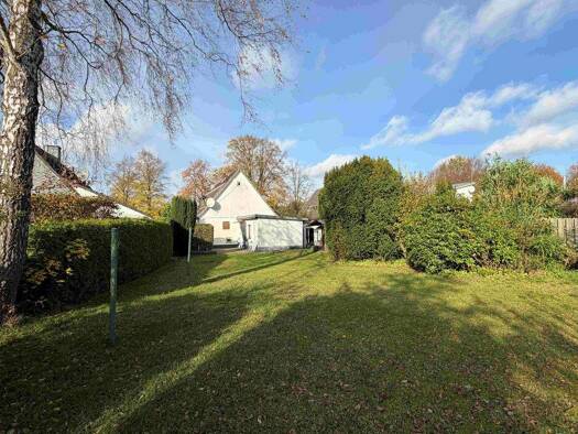 Einfamilienhaus zum Kauf 299.000 € 4 Zimmer 90 m² 717 m² Grundstück Uetersen 25436