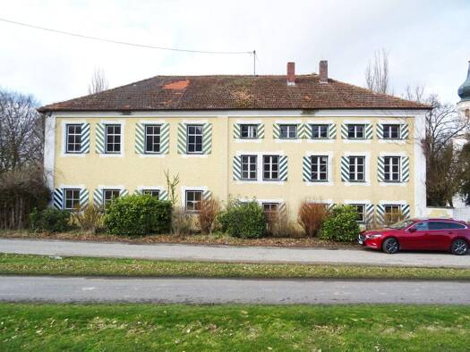 Mehrfamilienhaus zum Kauf 449.000 € 1 Zimmer 927 m² 10.641 m² Grundstück frei ab sofort Hofwies 2 Hofwies Kraiburg a.Inn 84559