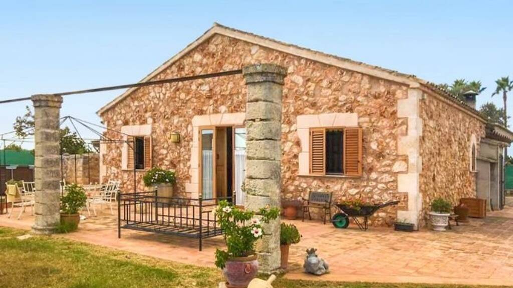 Haus zum Kauf 600.000 € 6 Zimmer 187 m² 14.206 m² Grundstück frei ab sofort Manacor