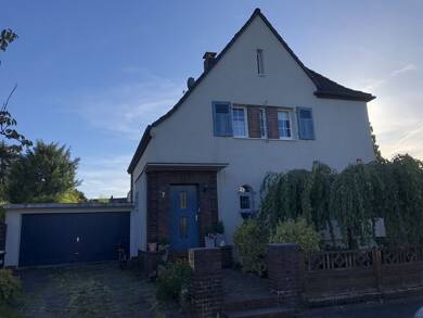Haus zur Miete 1.400 € 3,5 Zimmer 115 m² 350 m² Grundstück frei ab 01.09.2025 Huckingen Duisburg 47259