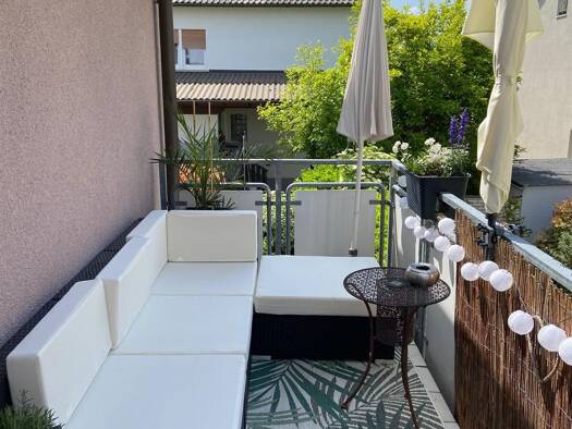 Wohnung zur Miete 800 € 3 Zimmer 84 m² 2 Geschosse frei ab sofort Volkach Volkach 97332