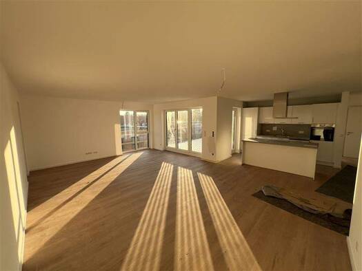 Penthouse zur Miete - Erstbezug 2.200 € 4 Zimmer 143 m² 2. Geschoss frei ab 01.04.2026 Möhrendorf 91096