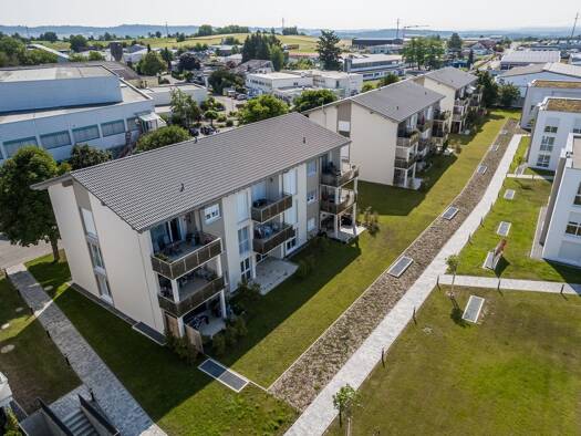Wohnung zur Miete 920 € 2 Zimmer 71,8 m² 2. Geschoss frei ab 01.12.2026 Jestetten Jestetten 79798