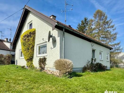 Haus zum Kauf 198.000 € 1.011 m² Grundstück Ried im Innkreis 4910