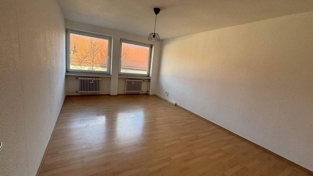 Studio zur Miete 440 € 1 Zimmer 31,5 m² 2. Geschoss frei ab sofort Innenstadt Fulda 36037