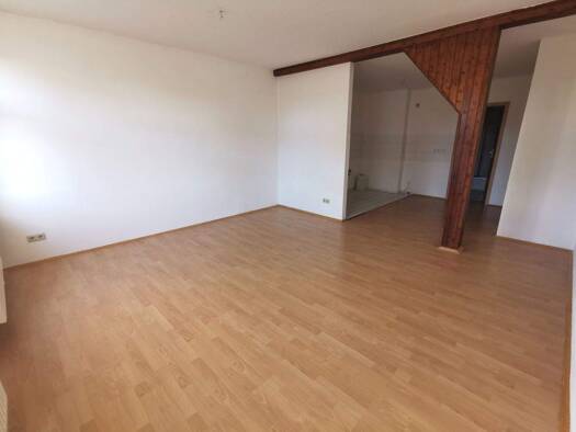 Wohnung zur Miete 449 € 2 Zimmer 65 m² frei ab sofort Forsterstraße 41 Innenstadt Halle (Saale) 06112